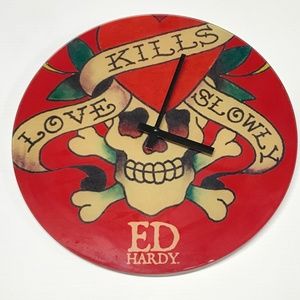 ED HARDY 14" ROUND GLASS CLOCK